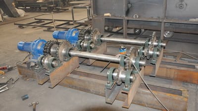 Furnace Door Liter lowering mechanism